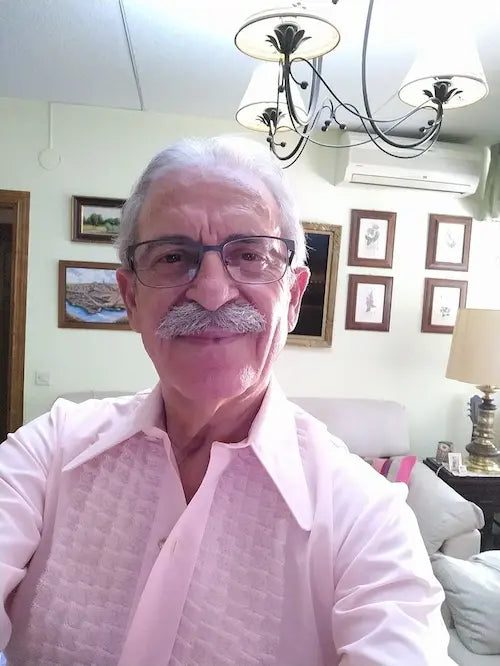<em>Manuel H.</em>