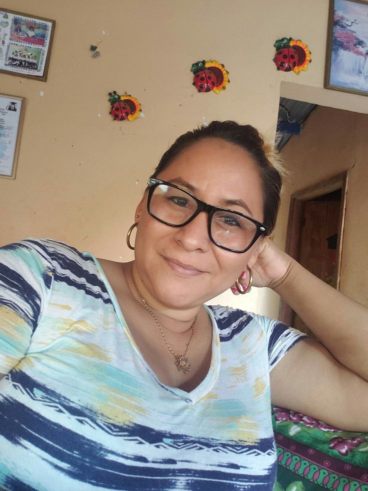<em>Isabel O.</em>